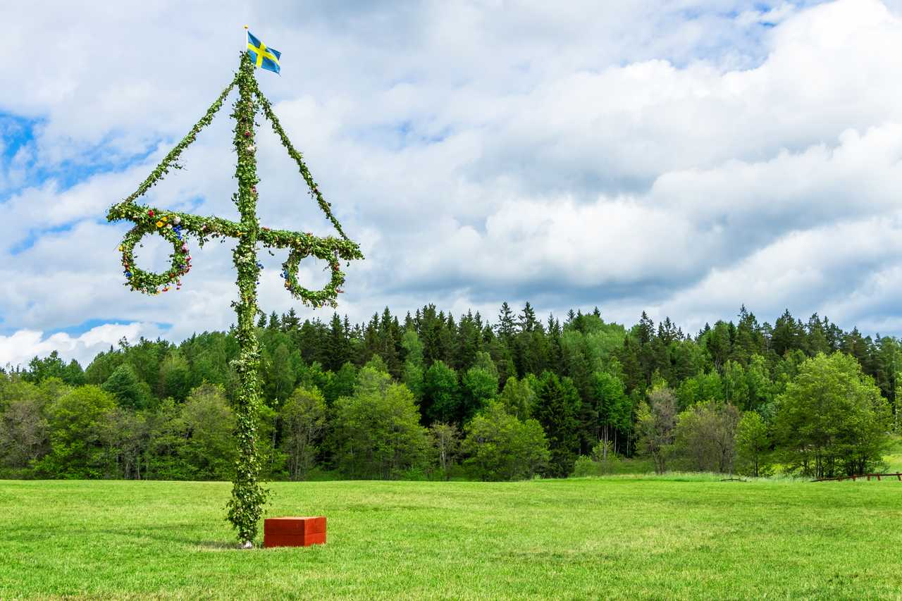 Midsommar Lekar Och Pyssel Till Midsommarfirandet Via